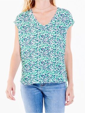 1. 22-24”PTP Dear John Short Sleeve Top
